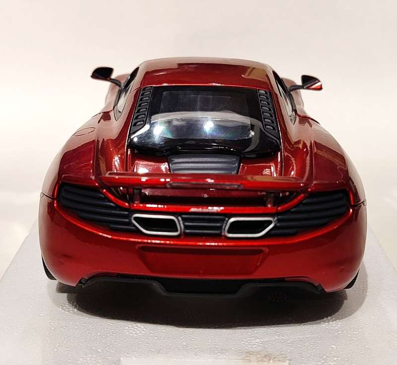 **VERY RARE / MINT** 1/18 Pauls Model Art McLaren MP4-12C 2009 Top Gear 519101330 with Stig
