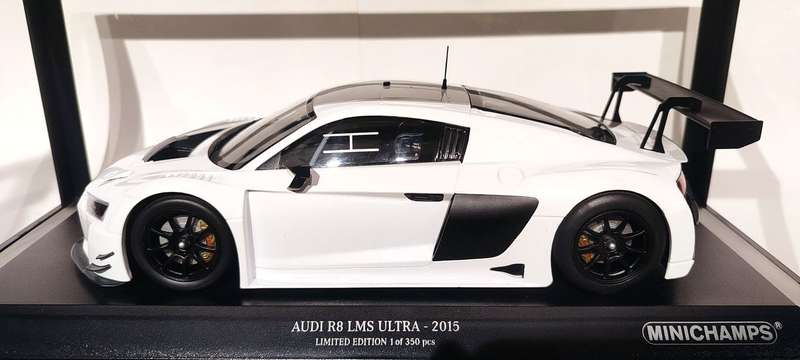**VERY RARE & MINT** 1/18 Minichamps Audi R8 LMS Ultra 2015 White LE 1 of 350 (153 151100)