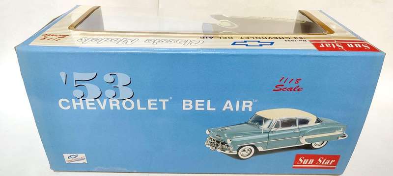 *AS NEW/BOXED* 1/18 Vintage Sunstar 1953 Chevrolet Bel Air Green Metallic (1602)