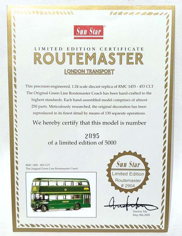 **RARE/MINT/BOXED** 1/24 SunStar The Original Green Line Routemaster Coach (2904 RMC 1453-453CLT)