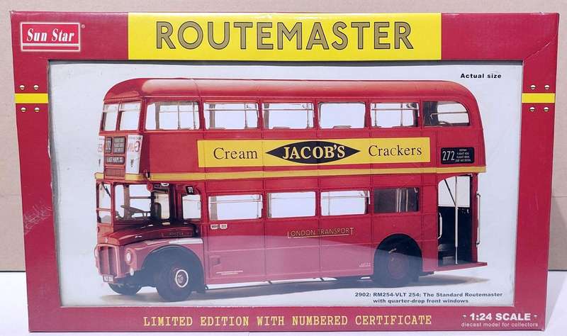 **RARE/MINT/BOXED** 1/24 SunStar Standard Routemaster Jacobs Crackers/Dulux (2902 RM254VLT 254)