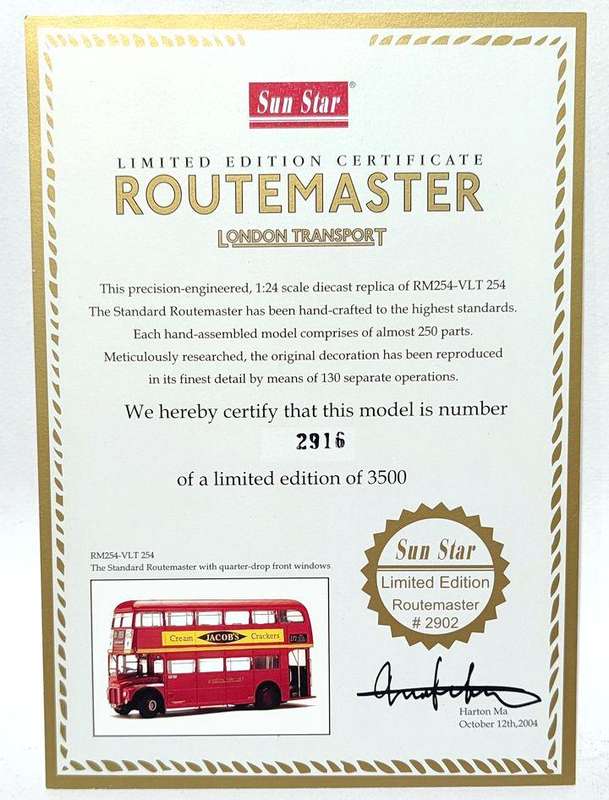 **RARE/MINT/BOXED** 1/24 SunStar Standard Routemaster Jacobs Crackers/Dulux (2902 RM254VLT 254)