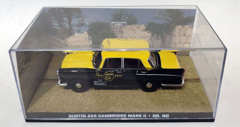 **PRE-LOVED**007 James Bond Collection** 1/43 (UH) Austin A55 Cambridge Mark II Dr No