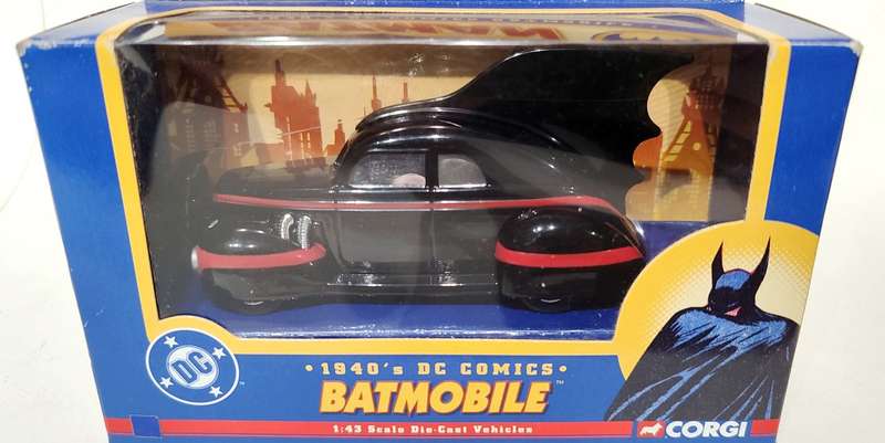 **RARE/PRE-LOVED/BOXED** 1/43 Corgi 1940's DC Comics Batmobile BMBV1 77309