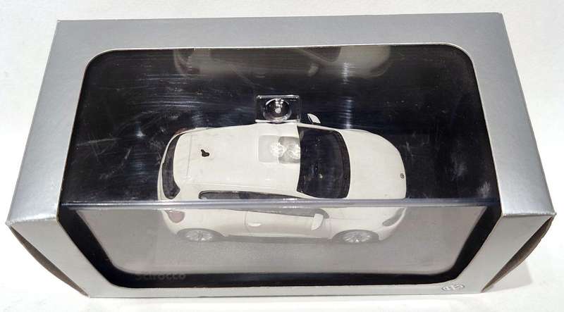 **MINT** 1/43 Dealer Edition Volkswagen Scirocco 2.0 tsi 2009 White (Norev)