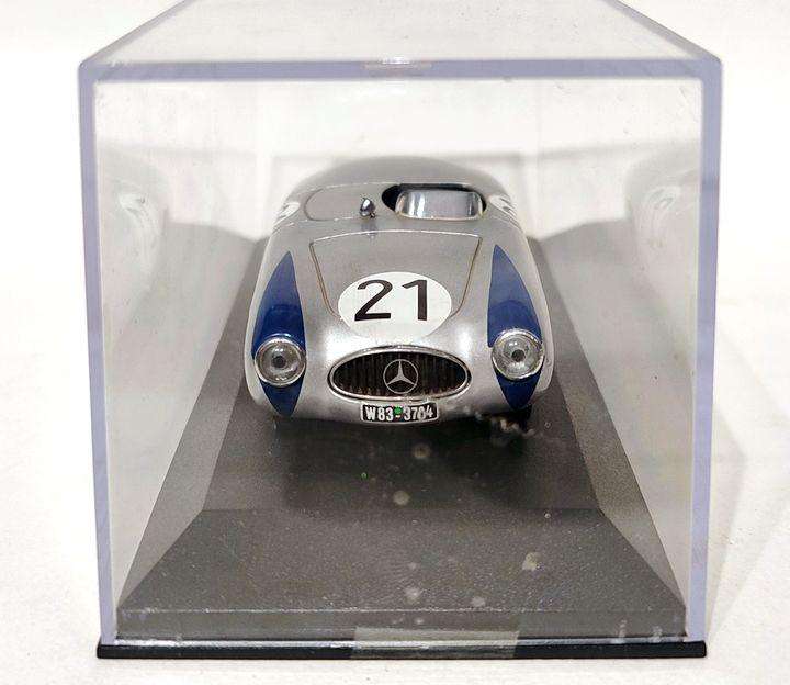 **MINT/PRE-LOVED** 1/43 Models Max Mercedes-Benz 300 SL H. Lang Nürburgring 1952 (MAX3330)