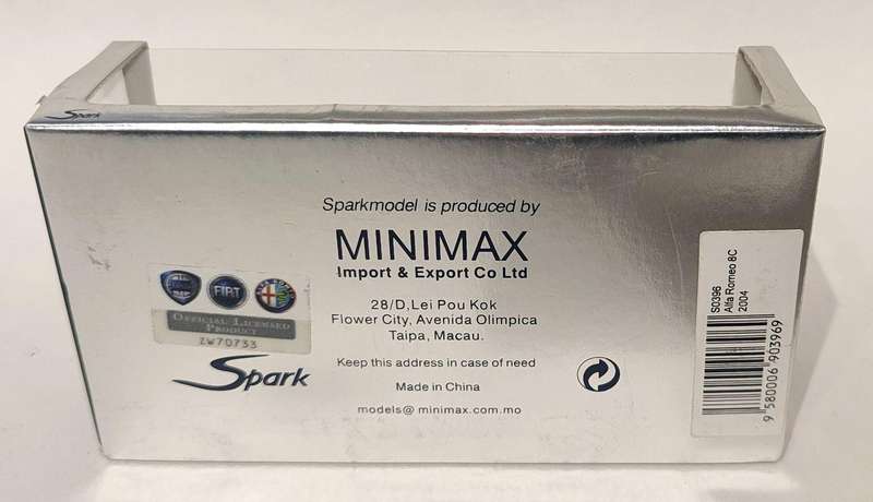 *PRE-LOVED* 1/43 Spark Alfa Romeo 8C 2004 (S0396) - Right Mirror Missing
