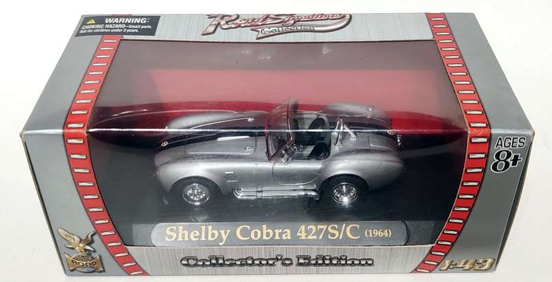 **BOXED/MINT** 1/43 Yat Ming Road Signature Shelby Cobra 427S/C 1964 Silver (94243)