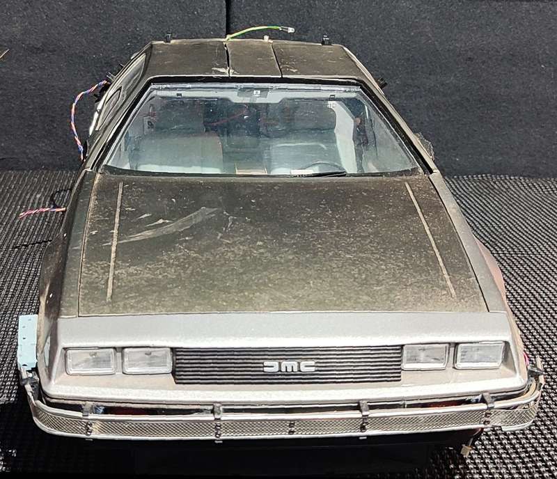 *Pre-loved/incomplete* Large-Scale Eaglemoss 1/8 Back to the Future Delorean