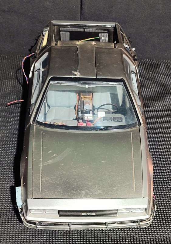 *Pre-loved/incomplete* Large-Scale Eaglemoss 1/8 Back to the Future Delorean