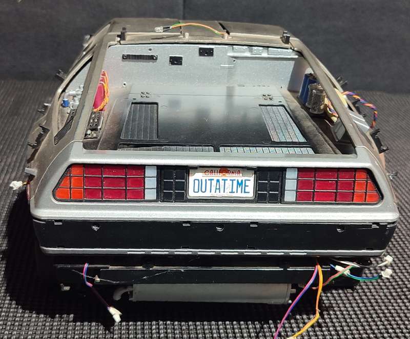 *Pre-loved/incomplete* Large-Scale Eaglemoss 1/8 Back to the Future Delorean