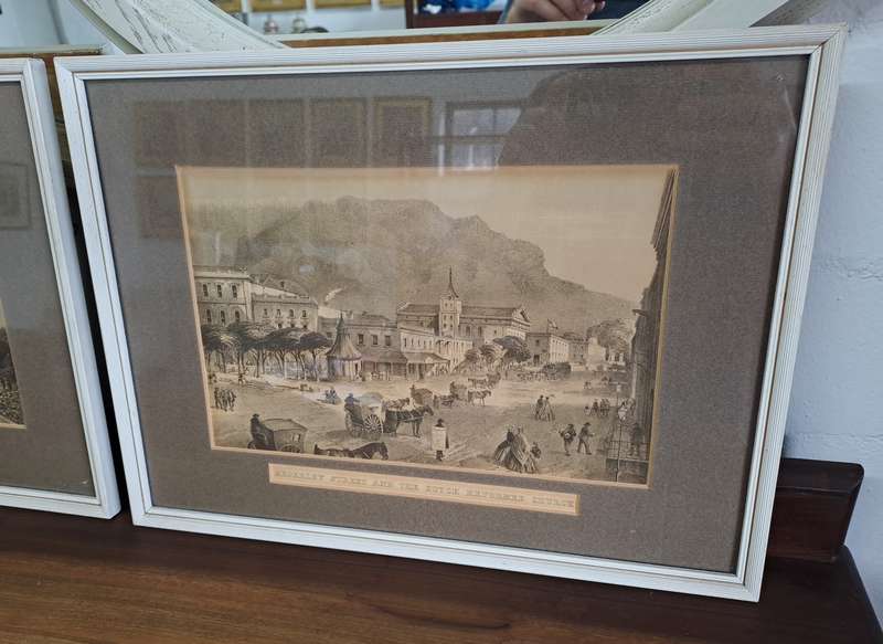 2 x VINTAGE FRAMED PRINTS OF CAPE TOWN!