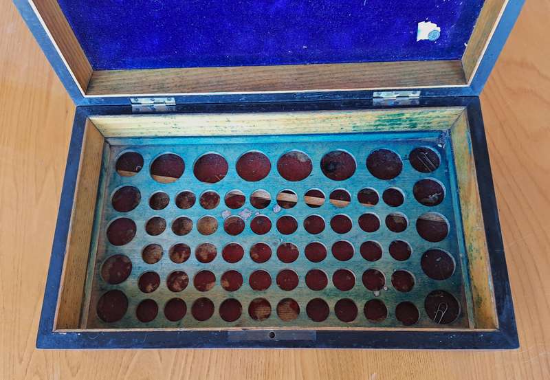 BEAUTIFUL WOODEN INLAY BOX!