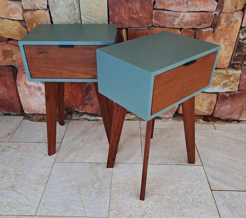 Green Retro Pedestals