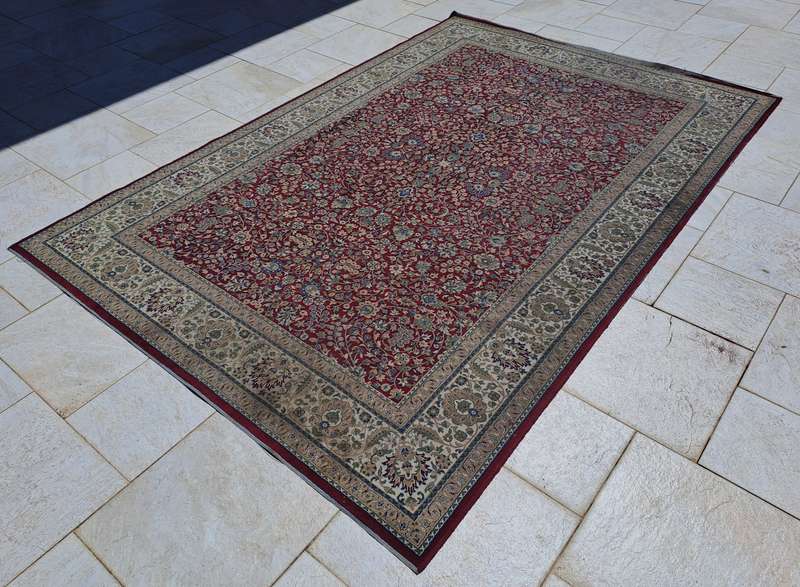 LARGE MACHINE MADE PERSIAN CARPET! 3m by 2m *VINTAGE*