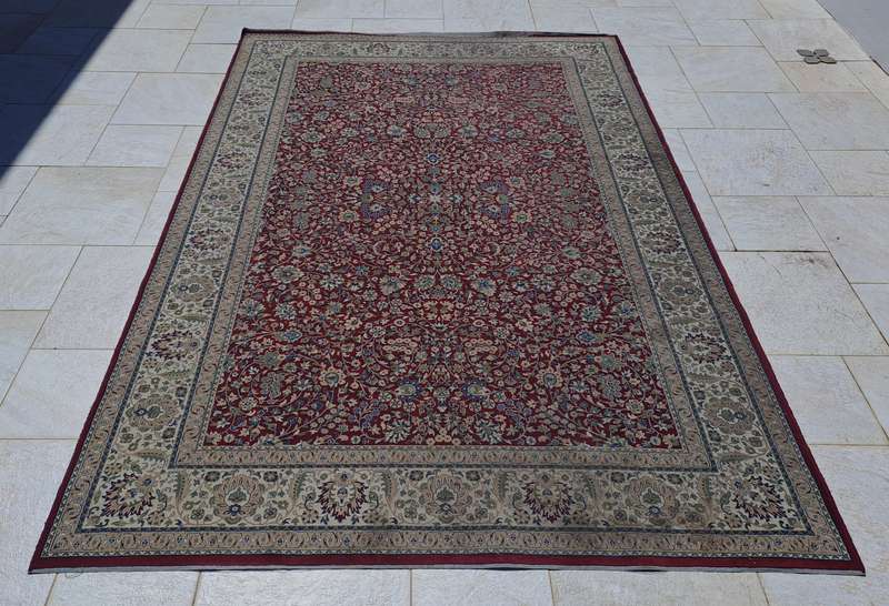 LARGE MACHINE MADE PERSIAN CARPET! 3m by 2m *VINTAGE*