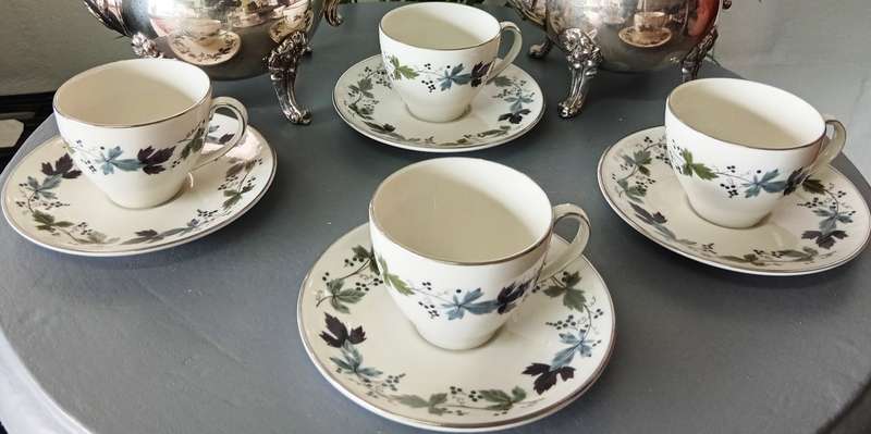 VINTAGE ROYAL DOULTON HIGH TEA SET!