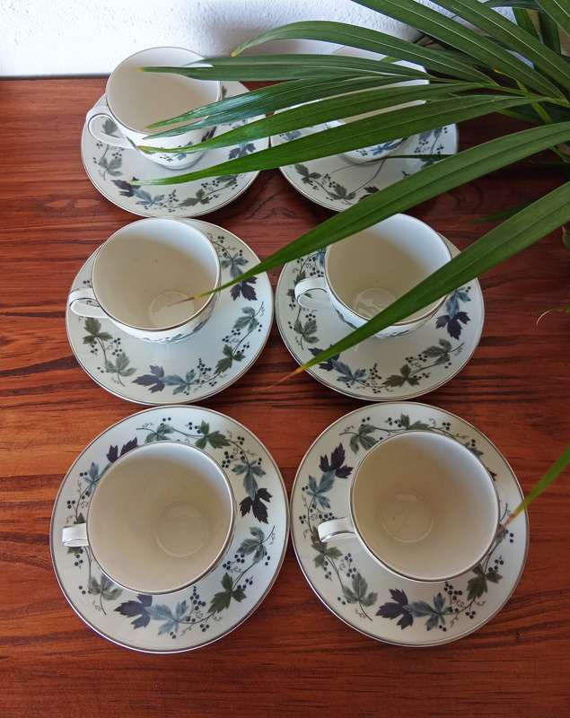 VINTAGE ROYAL DOULTON HIGH TEA SET!
