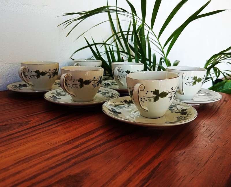 VINTAGE ROYAL DOULTON HIGH TEA SET!