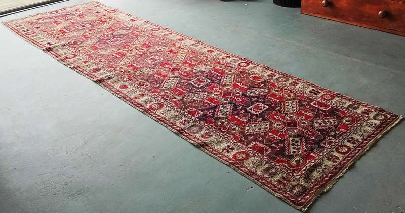 GENUINE HAND KNOTTED PERSIAN RUNNER (2930mmX840mm)