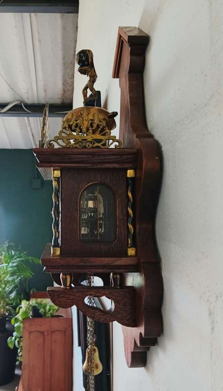 VINTAGE ZAANS DUTCH WALL CLOCK