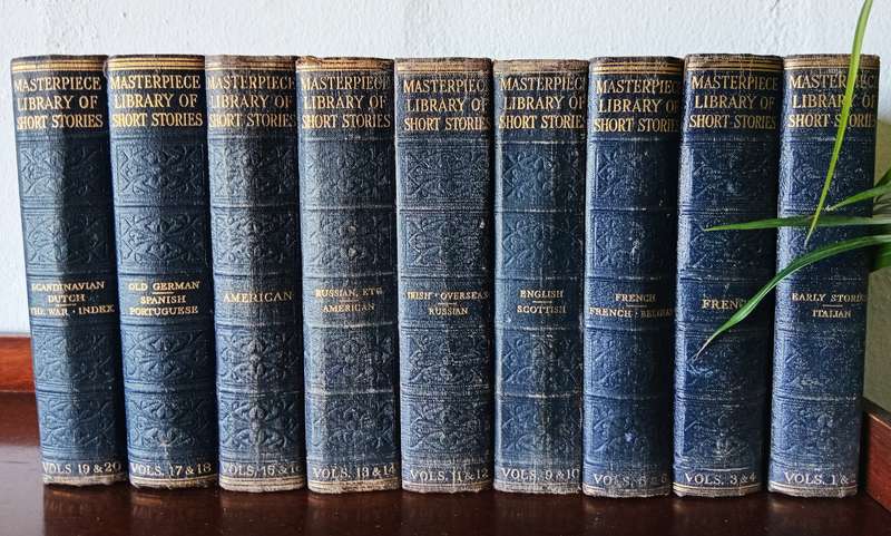 ANTIQUE COLLECTION OF BOOKS ''THE WORLDS THOUSAND BEST STORIES'' Circa 1904-1930