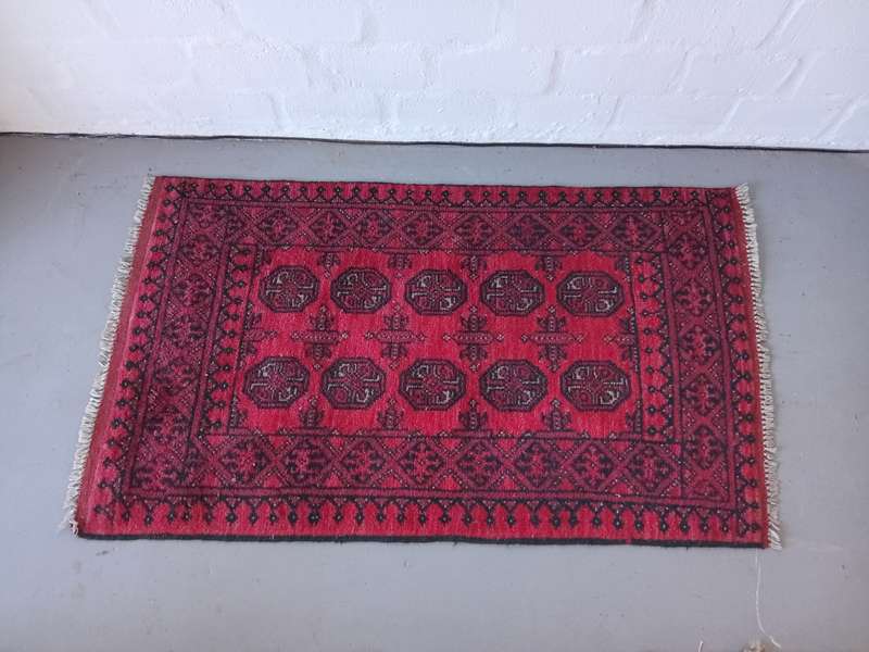 GORGEOUS HAND KNOTTED PERSIAN CARPET *MINT CONDITION*
