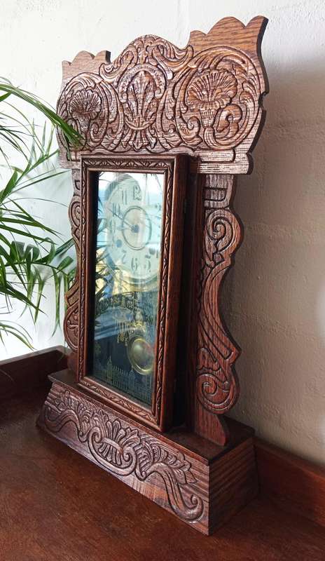 STUNNING ANTIQUE NEW HAVEN MERCHANT OAK MANTEL CLOCK *HIGHLY COLLECTABLE*