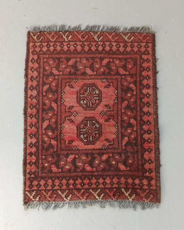 LOVELY HAND KNOTTED PERSIAN RUG