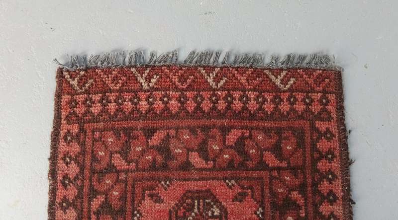 LOVELY HAND KNOTTED PERSIAN RUG