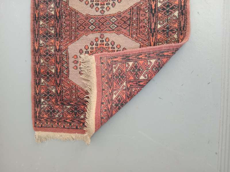 STUNNING HAND KNOTTED PERSIAN PRAYER MAT *MINT CONDITION*