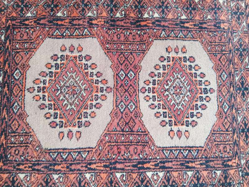 STUNNING HAND KNOTTED PERSIAN PRAYER MAT *MINT CONDITION*