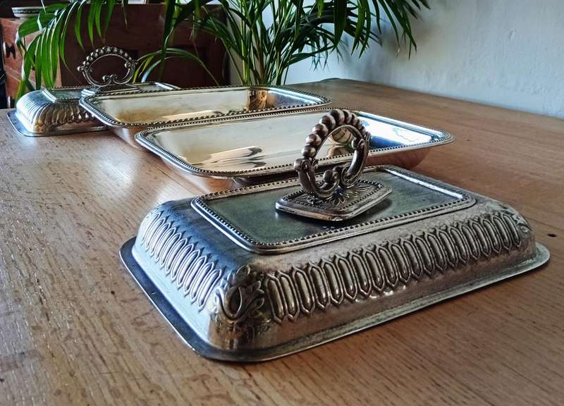 STUNNING VINTAGE COLLECTION OF SILVER PLATED WARE