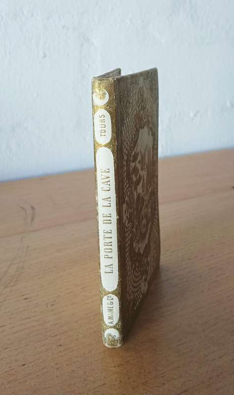 GORGEOUS ANTIQUE FRENCH BOOK, LAPORTE DE LA CAVE CIRCA 1850 *HIGHLY COLLECTABLE*