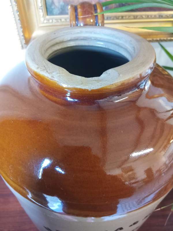 RARE VINTAGE PEARSON CHESTERFIELD 2 FLAGON WITH INSCRIPTION*HIGHLY COLLECTABLE*