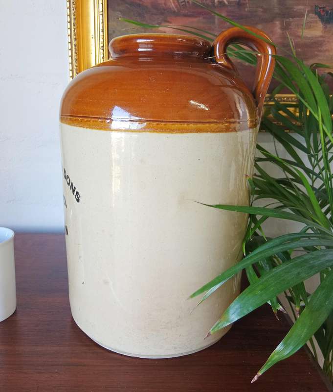 RARE VINTAGE PEARSON CHESTERFIELD 2 FLAGON WITH INSCRIPTION*HIGHLY COLLECTABLE*