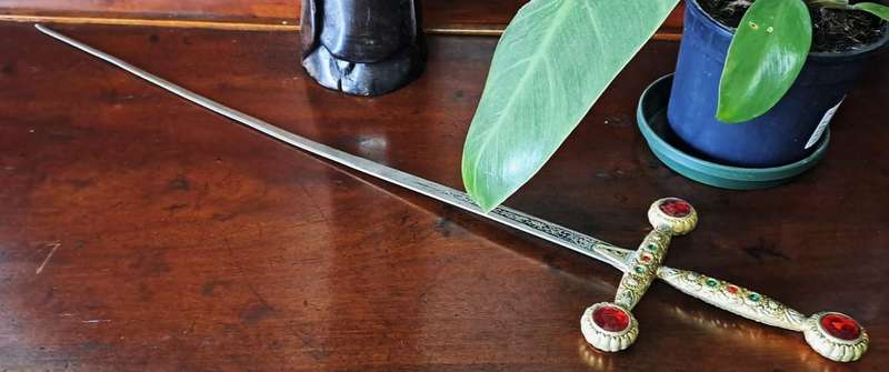 ORNATE CEREMONIAL SWORD*HIGHLY COLLECTABLE*