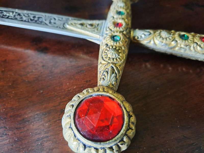 ORNATE CEREMONIAL SWORD*HIGHLY COLLECTABLE*