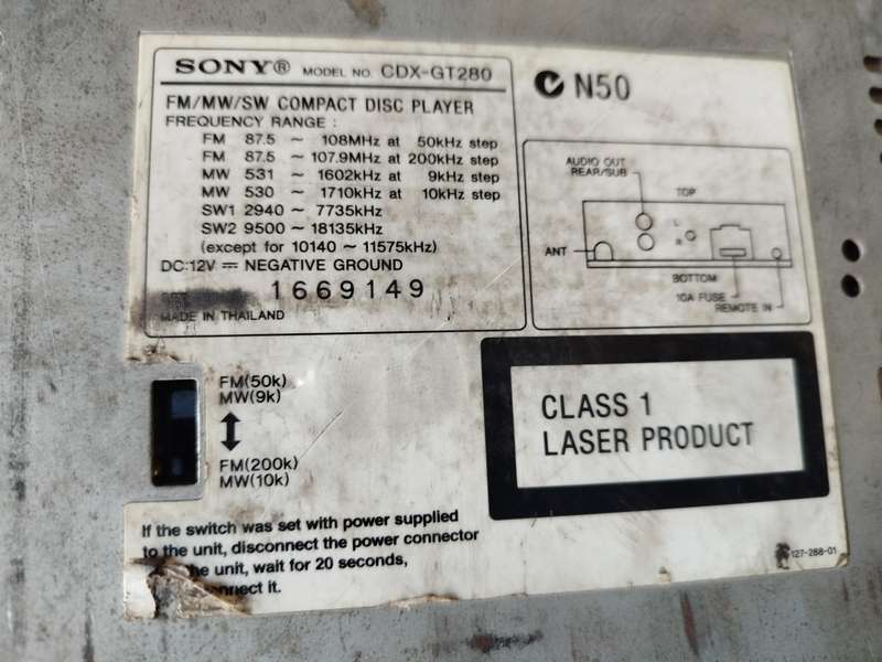 Sony Single Din Car Media Player with AUX/CD (CDX-GT280)