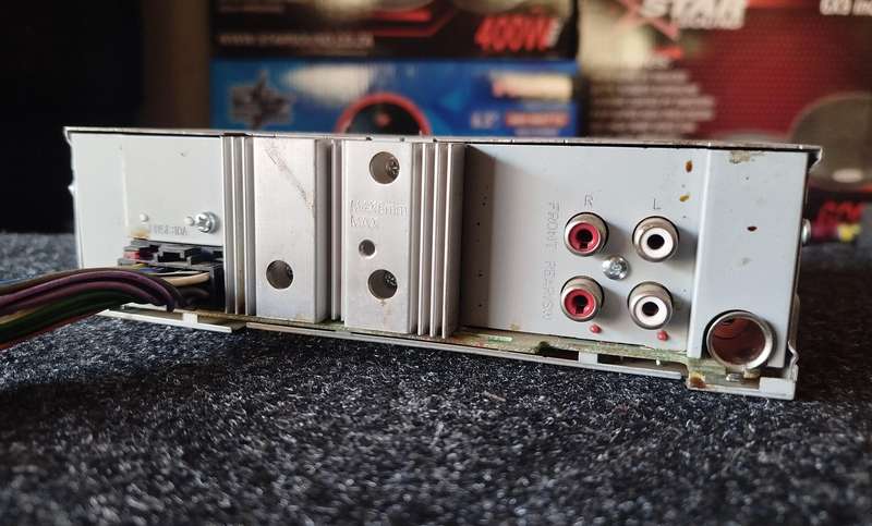 JVC Single Din Car Media Player with USB/AUX (KD-X152)