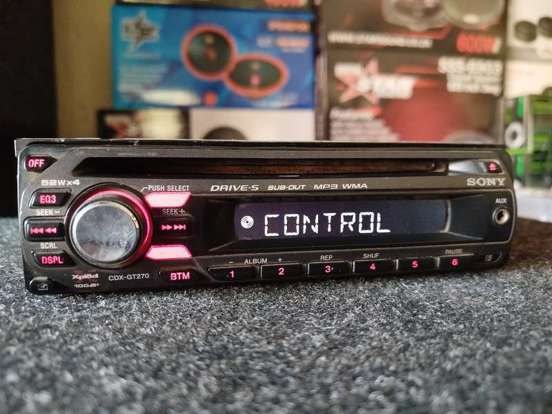 Sony Single Din Car Media Player with AUX/CD (CDX-GT270)