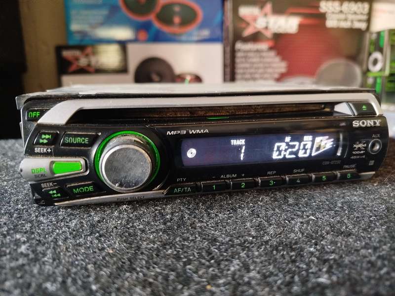 Sony Single Din Car Media Player with AUX/CD (CDX-GT232)