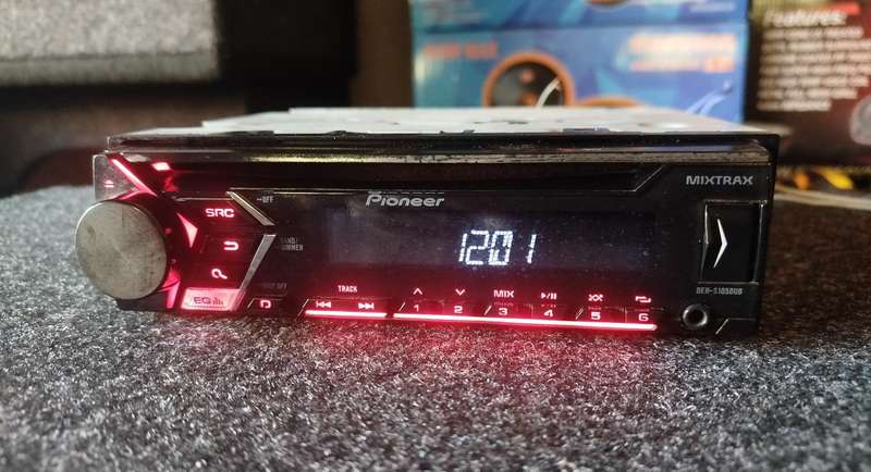 Pioneer Single Din Car Media Player with USB/AUX/CD/MP3 (DEH-S1050UB)
