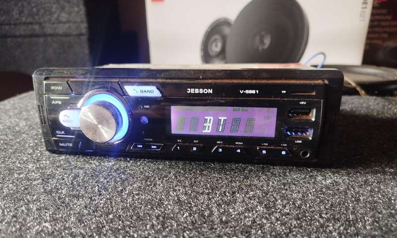 Jebson Single Din Car Media Player with BT/AUX (V-5961) - USB Not Working