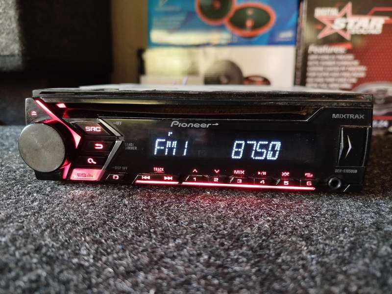 Pioneer Single Din Car Media Player with USB/AUX/CD (DEH-S1050UB)