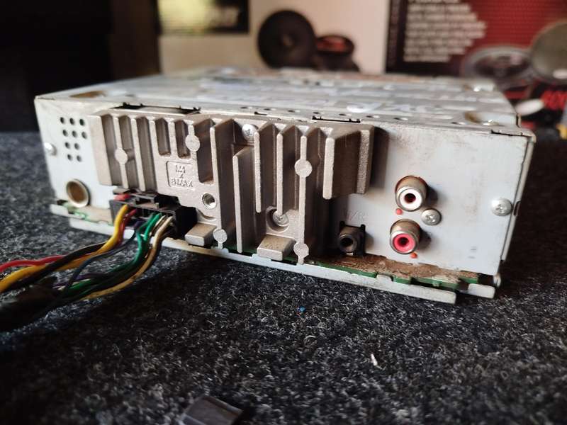 Pioneer Single Din Car Media Player with USB/AUX (DEH-X1950UB) - CD Not Working, Volume Knob Faulty