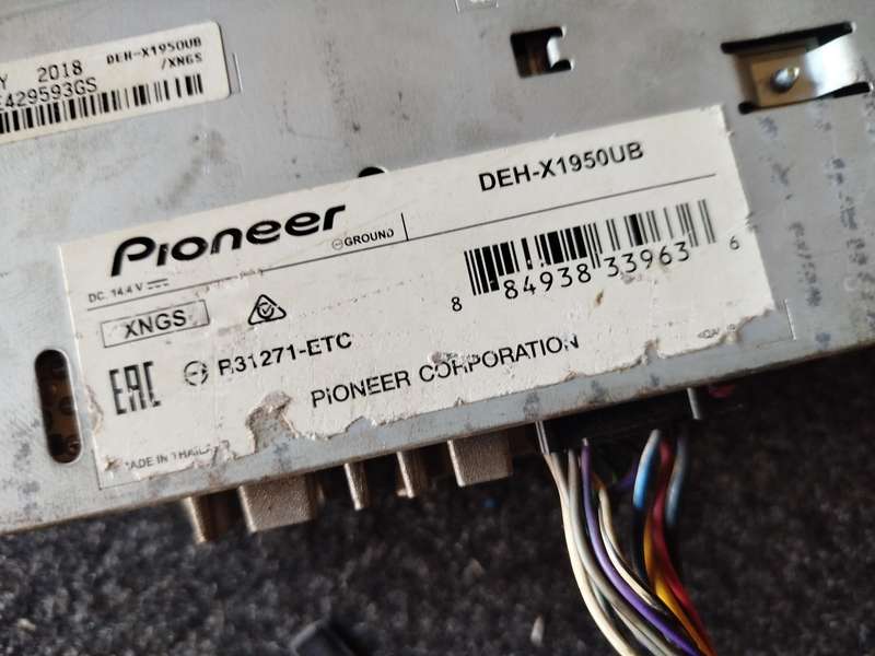 Pioneer Single Din Car Media Player with USB/AUX (DEH-X1950UB) - CD Not Working, Volume Knob Faulty