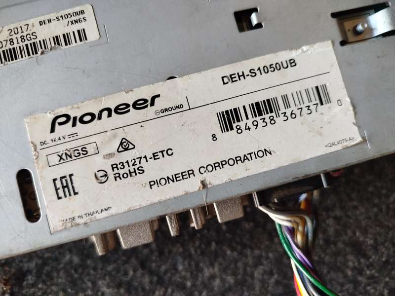 Pioneer Single Din Car Media Player with USB/AUX (DEH-S1050UB) - CD Not Working