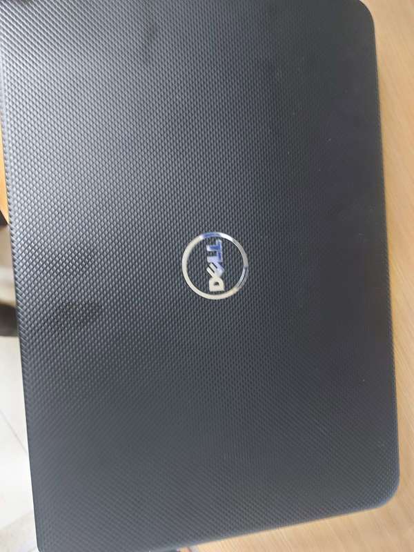 DELL VOSTRO 2521 - SELLING FOR PARTS