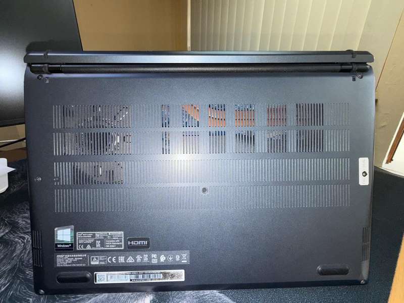 MSI Modern 14 B11MOU - Intel i5-1155G7 @ 2.50GHZ - Going for R 12000 new